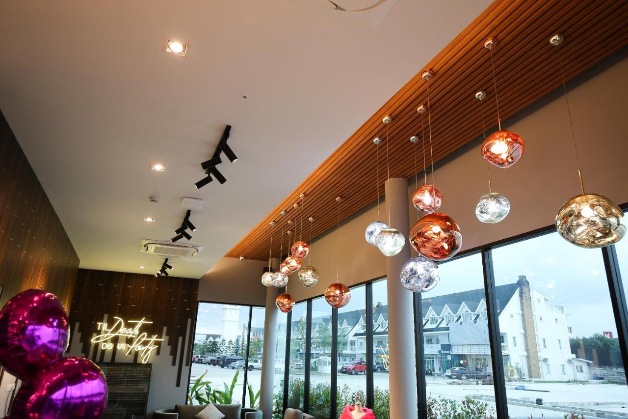 Hotel Scarlett Ban ba Ngan 외부 사진